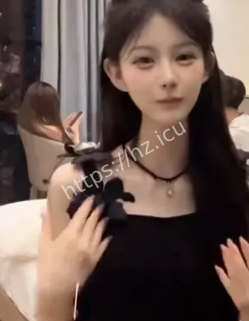 小诗颖